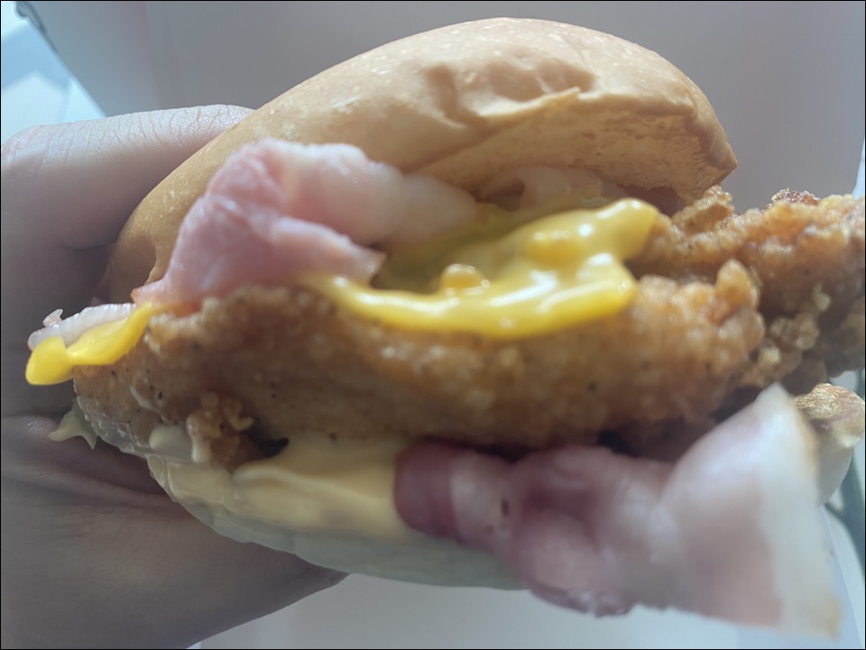 KFC Double Cheese Bacon Burger review in Korea