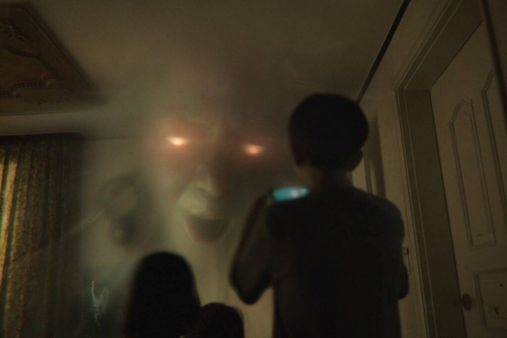 Netflix Hellbound review that's never light.
