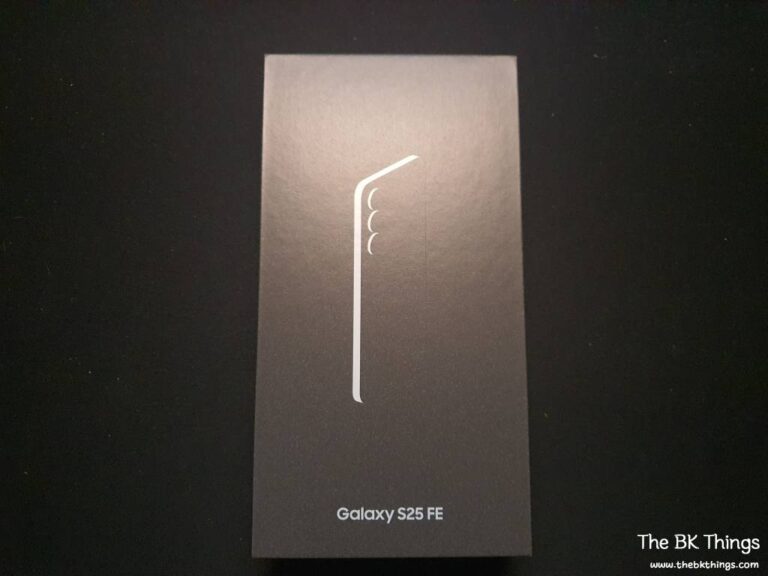 Galaxy S25 FE front view showing 6.7-inch Dynamic AMOLED 2X display