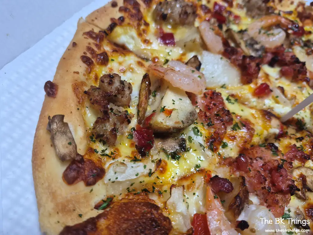 Salsicha sausage topping on Domino's pizza