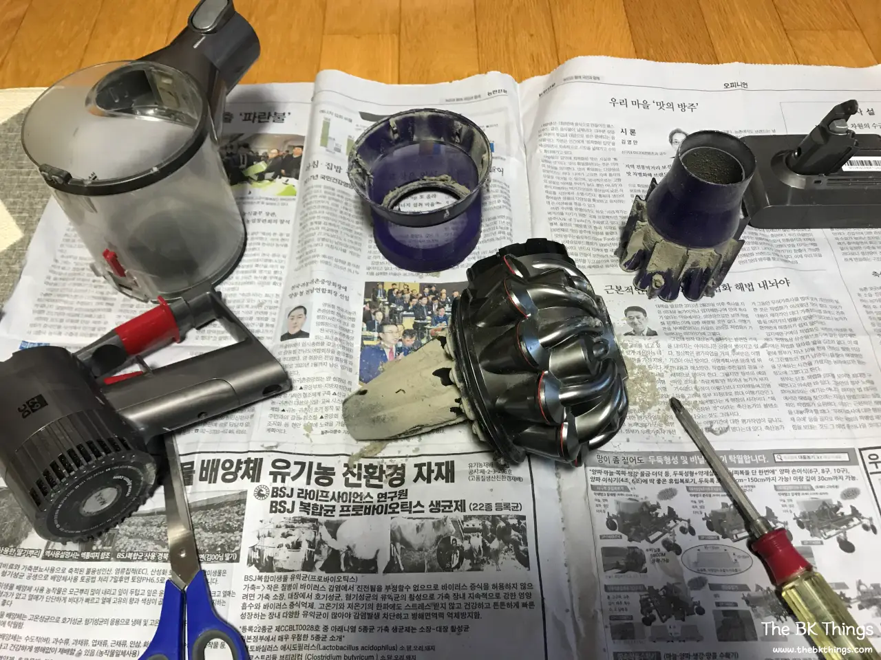 Vollständig zerlegter Zyklon des Dyson V6